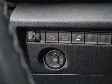 Citroen C4 III SUV 1.2 PureTech 130KM 2021 Citroen C4 SalonPL Podgrzewane fotele szyba kierow, zdjęcie 16