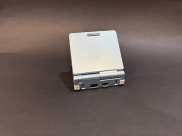 Nintendo Game Boy Advance SP AGS-001