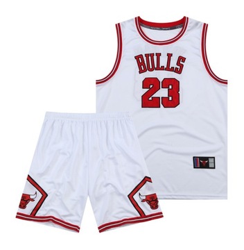 Спортивная форма с баскетбольными футболками Bulls №23, М