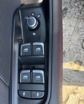 Audi A3 8V Sportback 5d Facelifting 2.0 TDI 150KM 2018 Audi a3 Audi A3 2.0 TDI Sportback S tronic S line Sportpaket 2.0 Diesel, zdjęcie 9