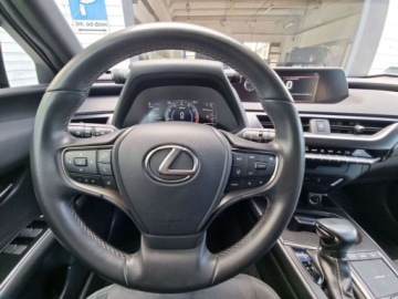 Lexus UX Crossover 200 171KM 2021 Lexus UX Lexus UX 200 GPF Business Edition 2WD, 1 wlasciciel, salon PL, zdjęcie 16