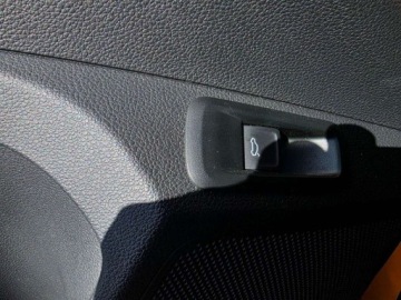 Skoda Kamiq Crossover 1.0 TSI 110KM 2022 Skoda Kamiq 1.0TSI 110KM Style Pakiet Comfort Pakiet promocyjny Tech Serwi, zdjęcie 9