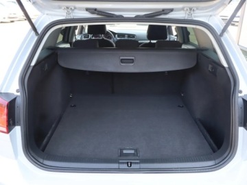 Volkswagen Golf VII Variant 1.6 TDI CR DPF BlueMotion Technology 90KM 2017 VW Golf 1.6 TDI, Salon Polska, Klima, Tempomat, zdjęcie 13