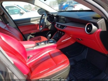 Alfa Romeo Stelvio SUV Facelifting 2.0 Turbo 280KM 2020 Alfa Romeo Stelvio TI AWD, 280km 2.0 Benzyna 280KM, zdjęcie 8