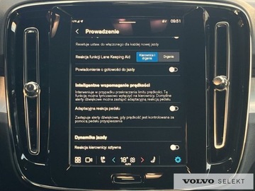 Volvo XC40 Crossover Facelifting 2.0 B3 163KM 2024 Volvo XC 40 FV23% Plus Dark B3 163KM+14KM Harman B, zdjęcie 18