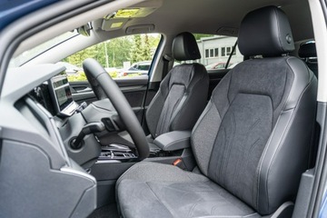 Volkswagen Golf VIII Variant 1.5 eTSI 150KM 2024 Volkswagen Golf Variant Style 1.5 eTSI 150 KM DSG, zdjęcie 14