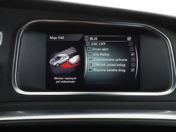 Volvo V60 I Kombi Facelifting 2.0 D3 DRIVE-E 150KM 2017 Volvo V40 Cross Country 2.0d Automat Cross Country, zdjęcie 24