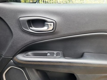 Jeep Compass II SUV 1.4 MultiAir 140KM 2018 JEEP COMPASS 1.4 MultiAir 140KM LIMITED*Salon PL Bezwypadkow Niski przebieg, zdjęcie 33