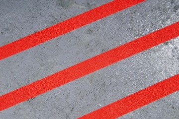 Лента противоскользящая Red Hotel 50мм/18м