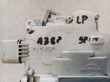 AUDI A3 8P 03- ZÁMEK LEVÝ PŘEDNÍ 9PIN 4F1837015