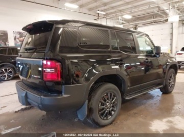 Toyota Land Cruiser VIII 2024 Toyota Land Cruiser First Edition 2024 2.4 Benzyna 426KM, zdjęcie 4