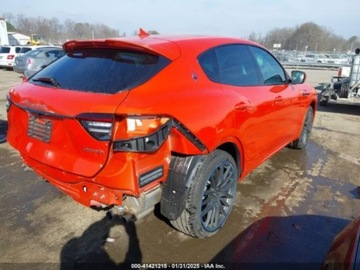 Maserati Levante 2023 Maserati Levante Levante 2023 3.0l 3.0 Benzyna 330KM, zdjęcie 2