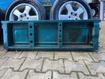 SUZUKI SAMURAI VÍKO KUFRU KUFRU DVEŘE BOK