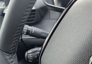 Peugeot 2008 II e-SUV Elektryczny 50kWh 136KM 2023 Peugeot 2008 e-2008 50kWh Allure SalonPL Bogata Wersja Od Reki FVat 136KM, zdjęcie 15