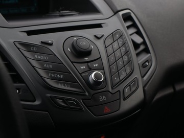 Ford Fiesta VII Hatchback 3d Facelifting 1.0 EcoBoost 100KM 2014 Ford Fiesta 1.0 EcoBoost, Klima, Parktronic,ALU, zdjęcie 14