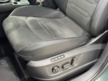 Cupra Ateca Crossover Facelifting 1.5 TSI 150KM 2024 Cupra Ateca 1.5 TSI DSG / 1właściciel / Salon Pols, zdjęcie 9