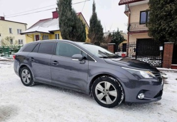 Toyota Avensis III Wagon Facelifting 1.8 Valvematic 147KM 2014 Toyota Avensis Toyota Avensis 1.8 Premium EU5 1.8 Benzyna 147KM, zdjęcie 3