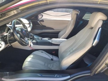 BMW i8 2015 BMW i8 2015, 1.5L, 4x4, porysowany lakier 1.5 Hybryda 357KM, zdjęcie 7