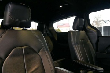 Chrysler Pacifica II 3.6 V6 291KM 2018 Chrysler Pacifica 3.6L V6 Pentastar 291KM StowN Go,S,Kam.360,Radar,Panoram, zdjęcie 12