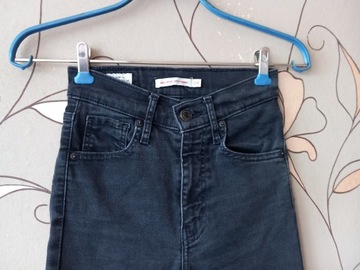 LEVIS-SUPER SPODNIE 24/30 Y1