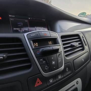 Renault Laguna III Hatchback Phase II 2.0 16v E85 eco2 140KM 2014 Renault Laguna Renault Laguna Lift 2.0b Jeden Wlasciciel LED 2.0 140KM, zdjęcie 27