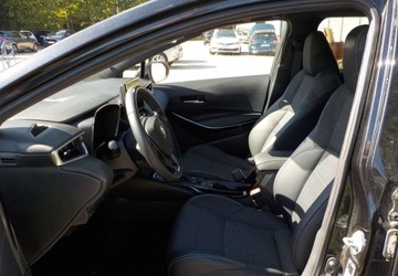 Toyota Corolla XII TS Kombi 1.8 Hybrid 122KM 2022 Toyota Corolla Okazja 1.8 Hybryda 122KM, zdjęcie 19