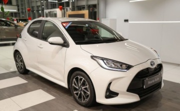 Toyota 2023 Toyota Yaris Hybrid 1.5 Comfort 1.5 Hybryda 92KM, zdjęcie 3