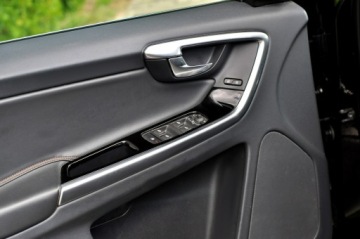 Volvo XC60 I SUV Facelifting 2.0 D3 DRIVE-E 150KM 2017 Volvo XC 60 2.0 150KM D3 Full Opcja Led Xenon, zdjęcie 38