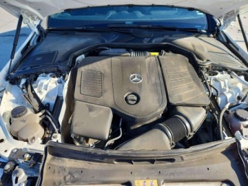 Mercedes Klasa C W206 2022 Mercedes-Benz Klasa C 300 4Matic 2022 2.0 Benzyna 255KM, zdjęcie 6