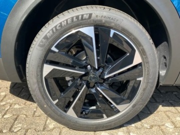 Peugeot 408 II 2025 Allure e-DCS 1.2 mHEV 145KM / Pakiet Bezpieczeństwo, Łączność, zdjęcie 10