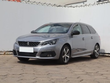 Peugeot 308 II SW Facelifting 1.5 BlueHDI 130KM 2018 Peugeot 308 1.5 BlueHDi, Skóra, Navi, Klima, zdjęcie 1