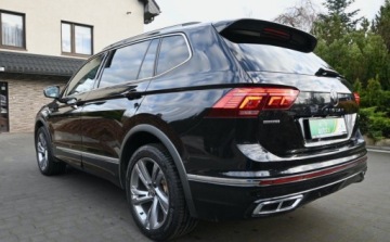Volkswagen Tiguan II SUV Facelifting 2.0 TDI 200KM 2022 Volkswagen Tiguan 2,0 TDI 200 KM 4x4 R-LINE HEDA UP MATRIX Kamera 360 Nawi, zdjęcie 6
