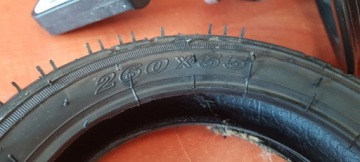 Покрышка для трехколесного велосипеда 255х50, подходит для 260х50.