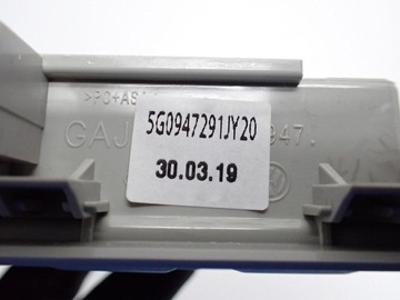 LAMPA INTERIÉR KABINY ORIGINÁLNÍ 5G0947291J VW GOLF VII 7 19R