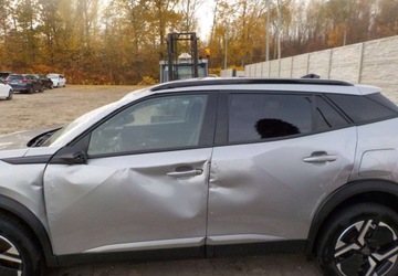 Peugeot 2008 II 2024 Peugeot 2008 Okazja 1.2 Hybryda 136KM, zdjęcie 9