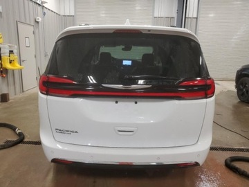 Chrysler Pacifica II 2022 Chrysler Pacifica Touring L 2022 3.6l 3.6 Benzyna 287KM, zdjęcie 2