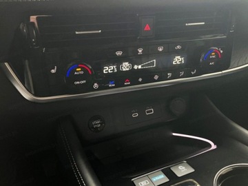 Nissan X-Trail IV 1.5 VC-T e-POWER 213KM 2025 Od ręki - Tekna e-POWER 4WD 1.5 213KM / Pakiet Premium, zdjęcie 7