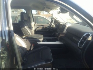  RAM 1500 Laramie, 2022r., 4x4, 5.7L 5.7 Benzyna 395KM, zdjęcie 6