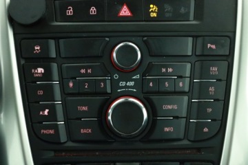 Opel Astra J Sports Tourer 1.4 Turbo ECOTEC 140KM 2011 Opel Astra 1.4 T, Xenon, Klima, Klimatronic, zdjęcie 10