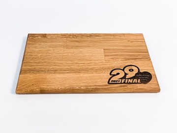Personalizowany prezent deska dębowa grawer logo