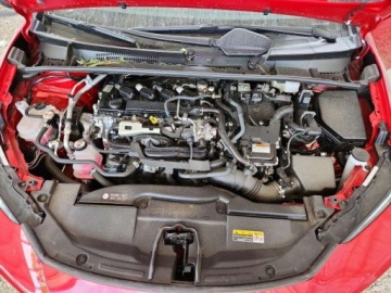 Toyota Prius V (XW60) 2024 Toyota Prius Xle 2024 2.0 Benzyna 150KM, zdjęcie 6