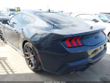 Ford Mustang VI 2024 Ford Mustang GT Premium Fastback 2024 5.0l 5.0 Benzyna 480KM, zdjęcie 3