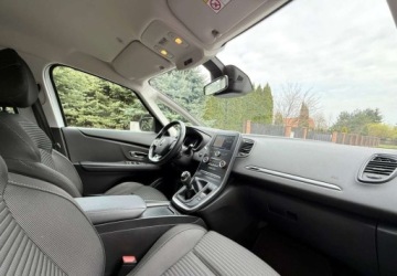 Renault Grand Scenic III 1.2 Energy TCe 130KM 2017 Renault Grand Scenic Renault Grand Scenic Gr 1.2 TCe Energy Privilege 1.2, zdjęcie 25