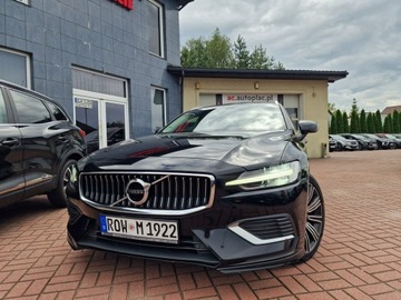 Volvo V60 II  2022 Volvo V60 Recharge T6 AWD Geartronic Core, zdjęcie 2