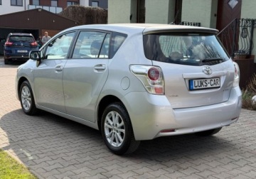 Toyota Verso Minivan 1.8 Valvematic 147KM 2010 Toyota Verso 1,8 147KM Automat Panorama Climatronic ASO Dla wymagajacych, zdjęcie 2