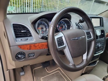 Chrysler Town &amp; Country V 2013 town chrysler Touring L * V6 3.6l benzyna 283KM Dokumentacja *7 Miejsc, zdjęcie 6