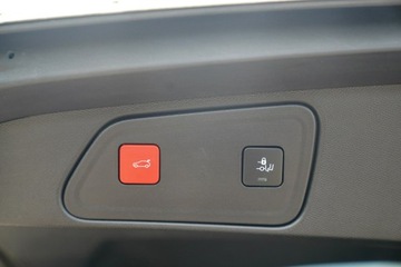 Peugeot 3008 II Crossover Facelifting  1.6 PureTech 180KM 2022 Peugeot 3008 GT LINE kamera skóra NAWI grip, zdjęcie 14