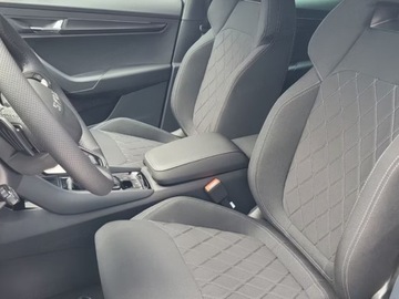 Skoda Karoq Crossover Facelifting 1.5 TSI ACT 150KM 2026 SKODA Karoq Sportline 1.5 TSI DSG Suv 150KM 2026, zdjęcie 6