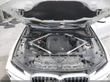BMW X7 2024 BMW X7 Xdrive40i 2024 3.0 Benzyna 375KM, zdjęcie 8