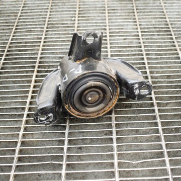 HYUNDAI I30 2015 PRAVÁ STRANA DRŽÁK / DRŽÁKY MOTORU